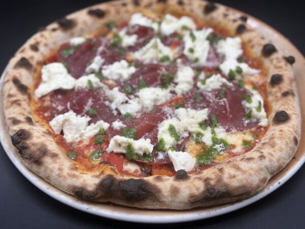 Sanyika Duj pizza