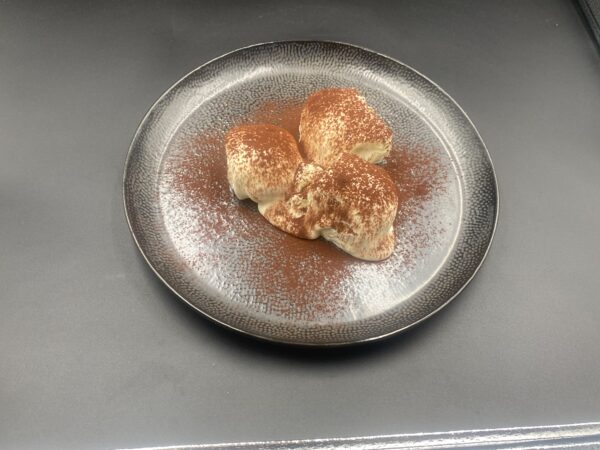 Fehércsokis profiterol